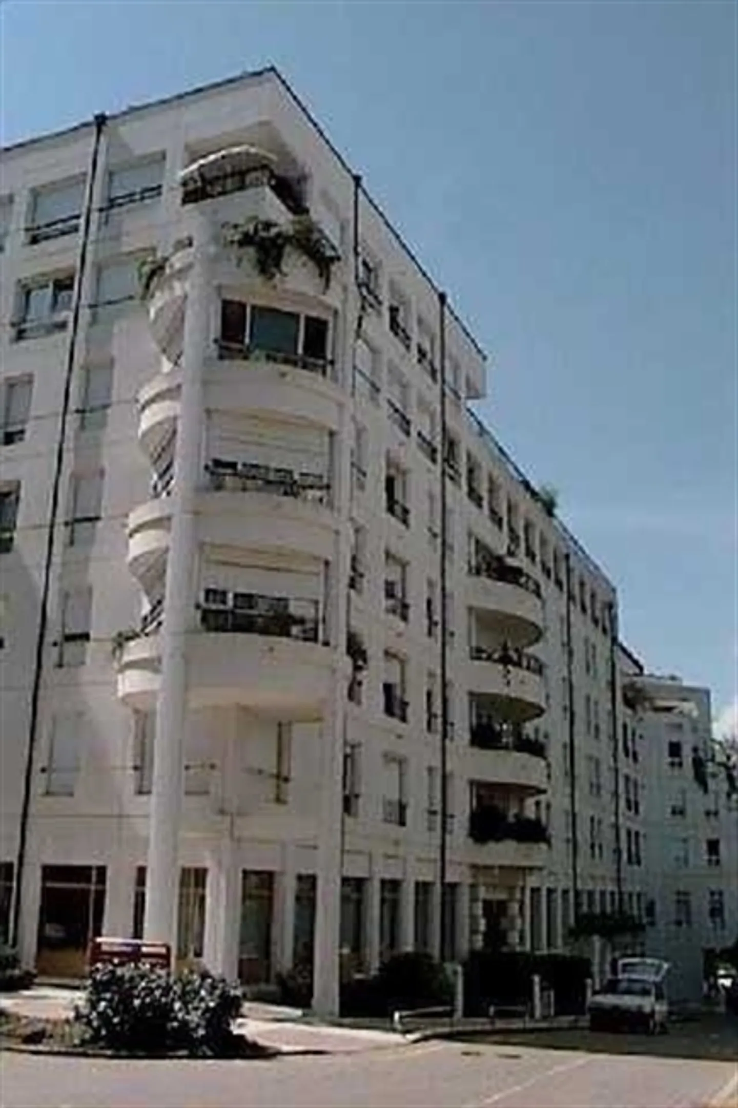 Parking space in underground garage - Photo 2 of 2