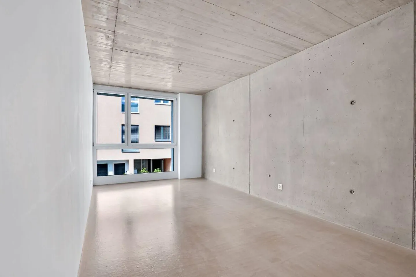 3.5 Room Apartment - Photo 7 of 12