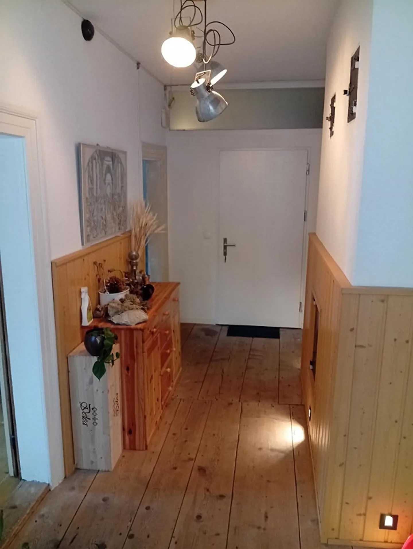 Affordable 4 Room Apartment in Tiefencastel - Photo 8 of 23