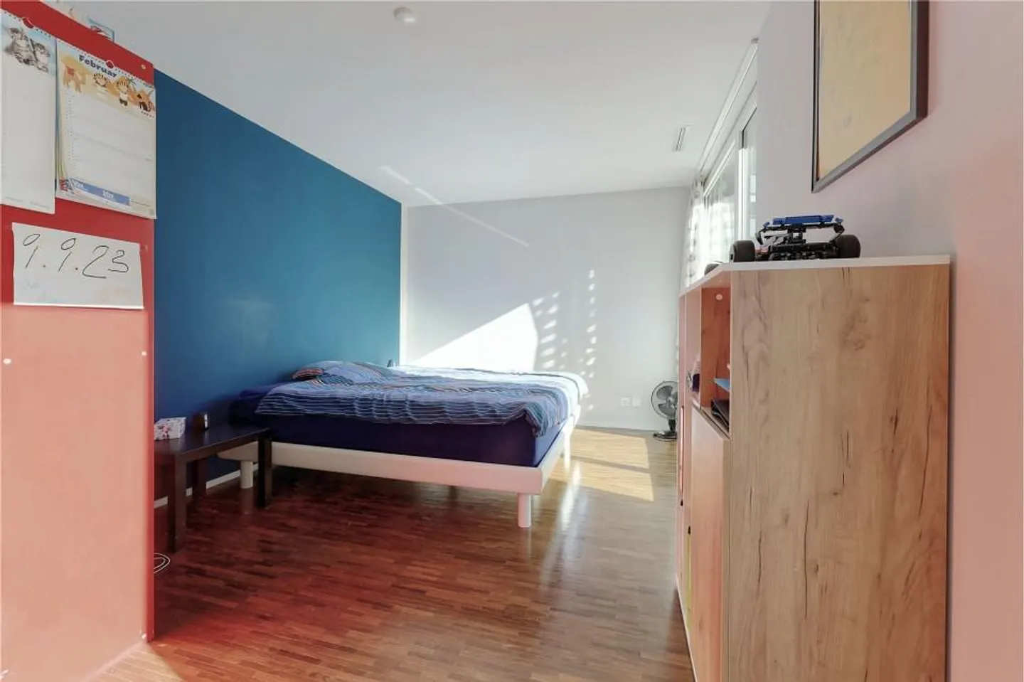 Modern 2½-room apartment with 82 m² and two balconies - Photo 8 of 13