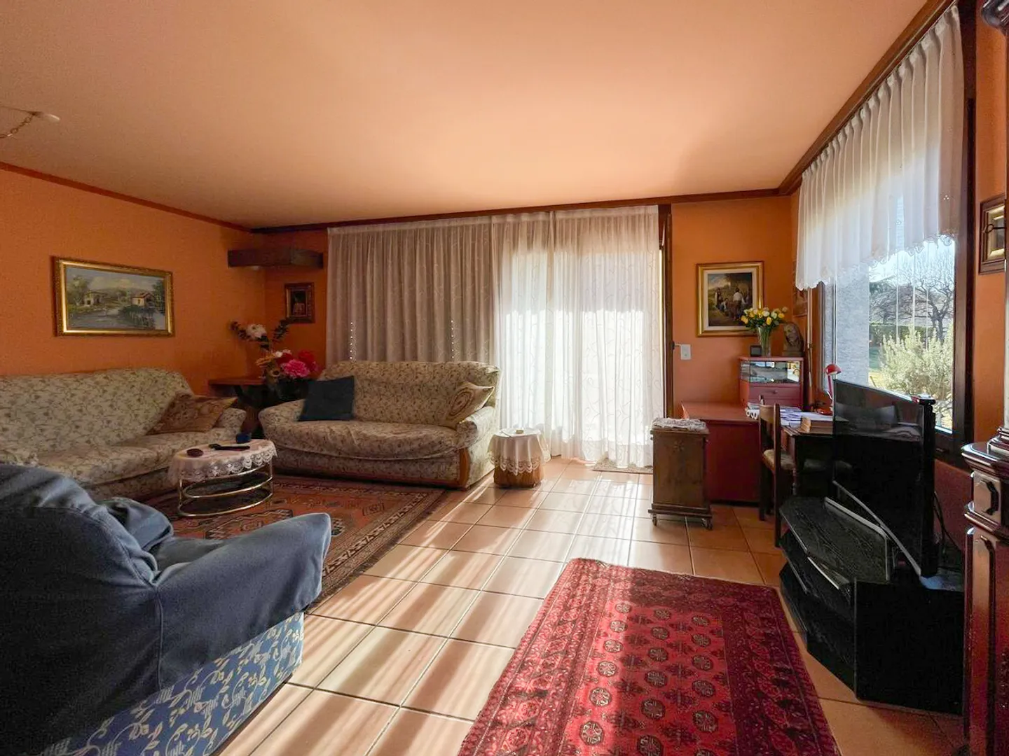 VILLA IN DER NÄHE DES MUZZANOSEE - Foto 2 von 8