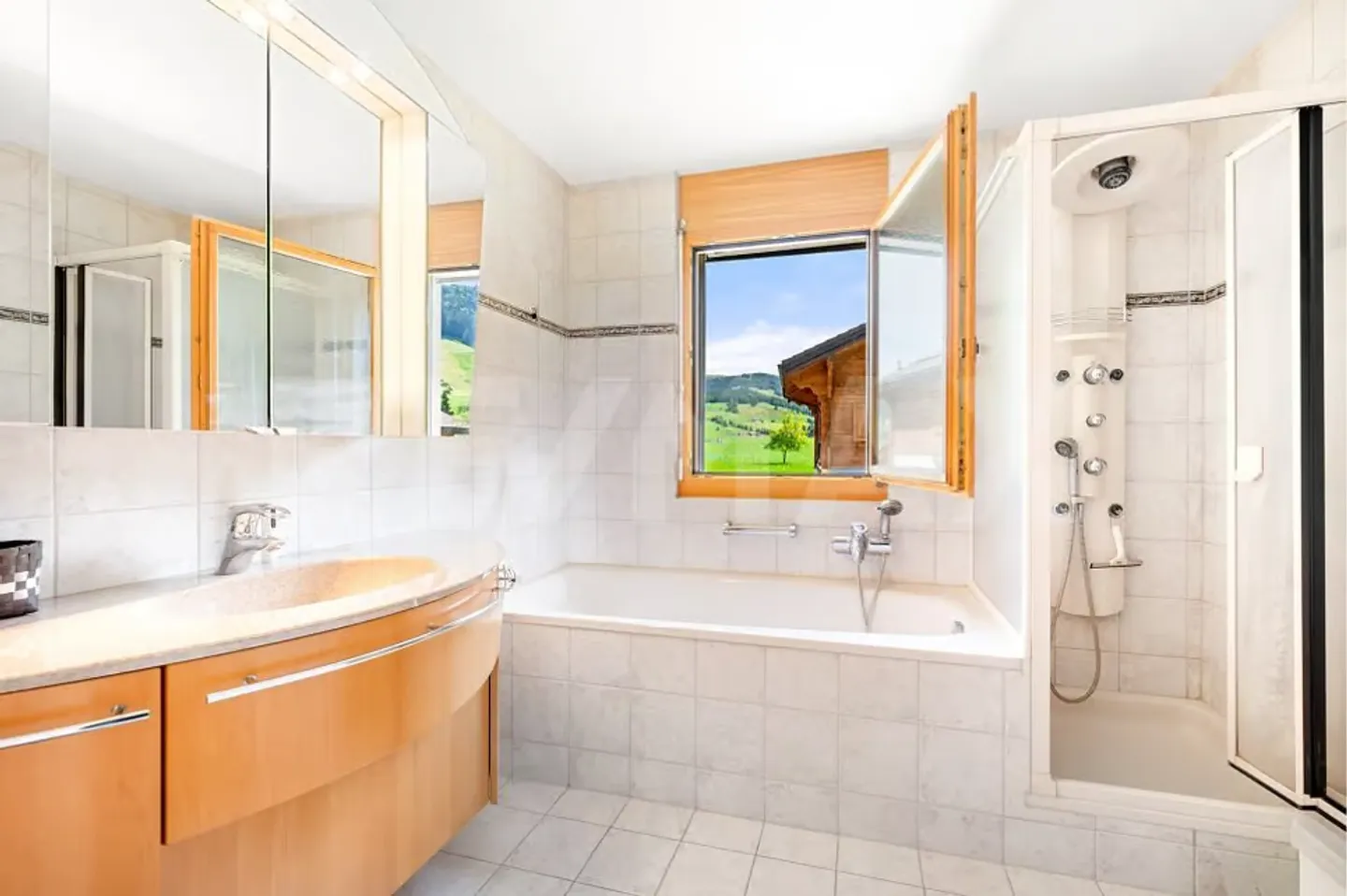 Casa indipendente: soleggiata, tranquilla, con vista mozzafiato - Foto 6 di 13