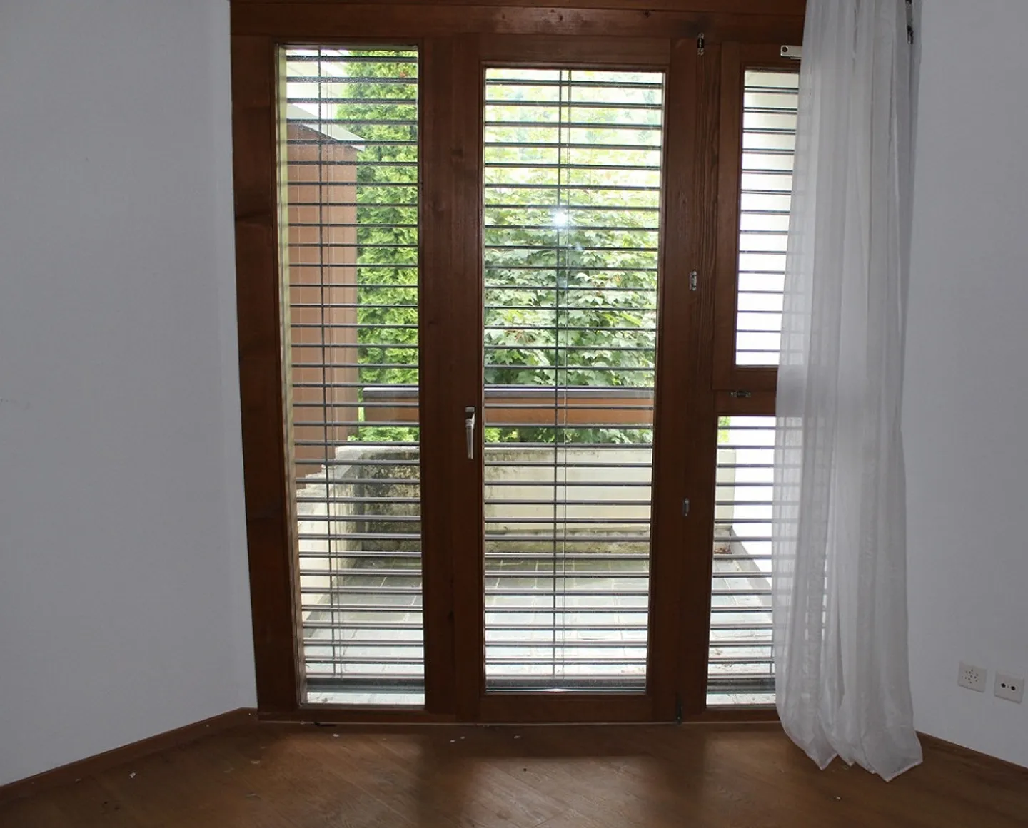 Très généreux appartement de 5,5 pièces avec terrasse et belle vue - Photo 17 sur 26