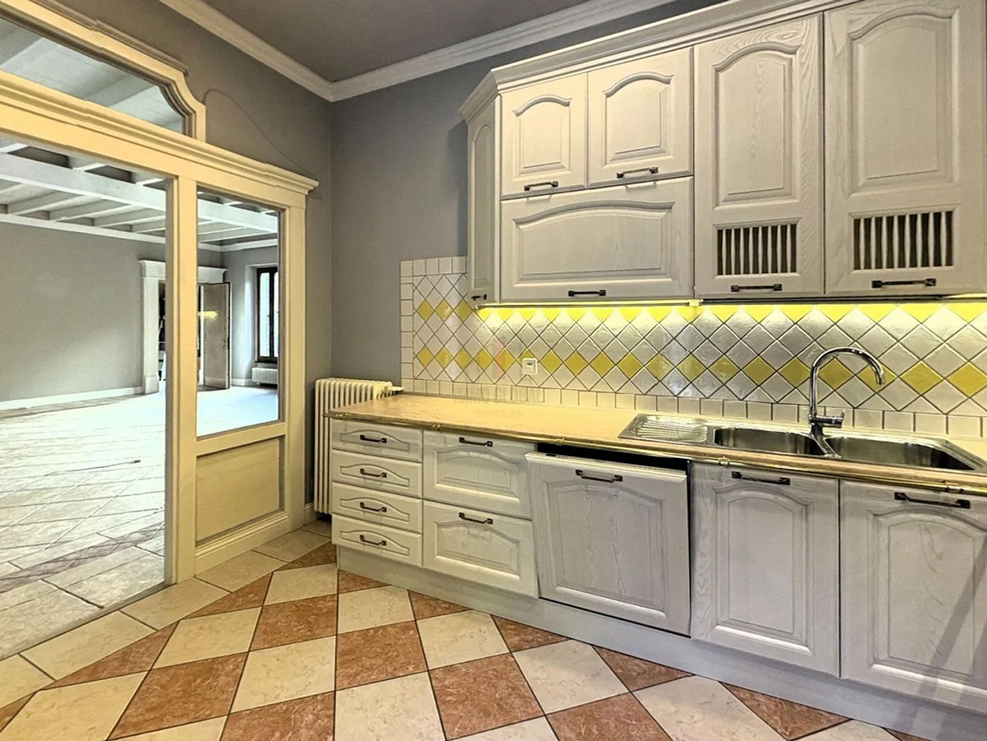 Opportunità Residenziale e Commerciale - Foto 3 di 13