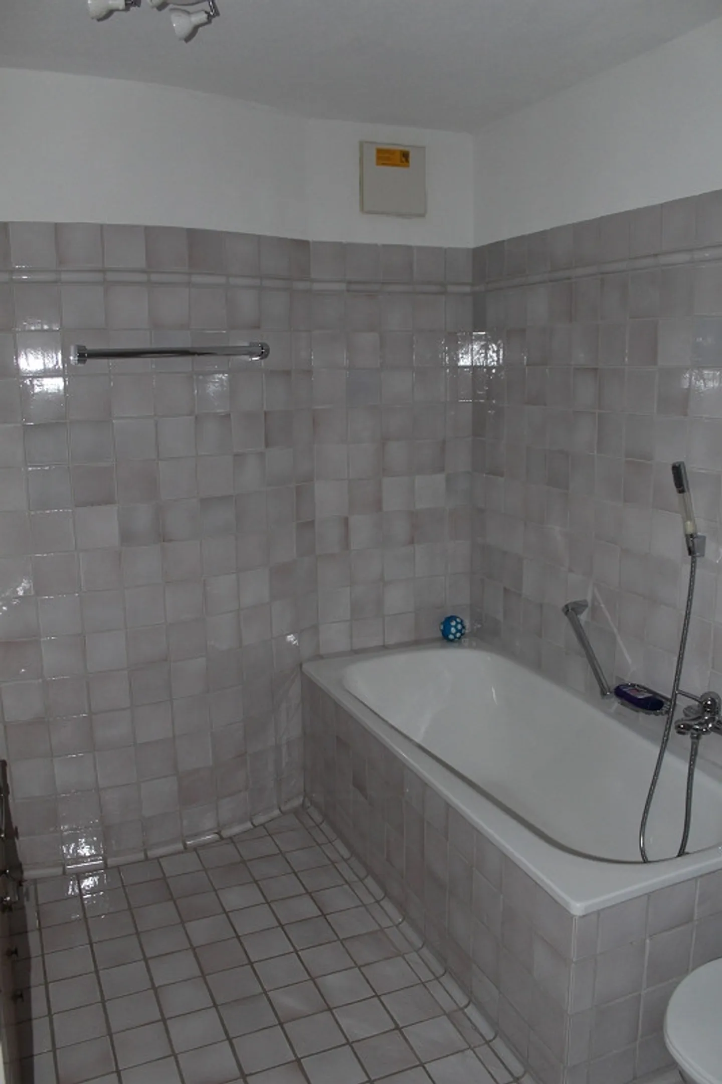 Très généreux appartement de 5,5 pièces avec terrasse et belle vue - Photo 19 sur 26