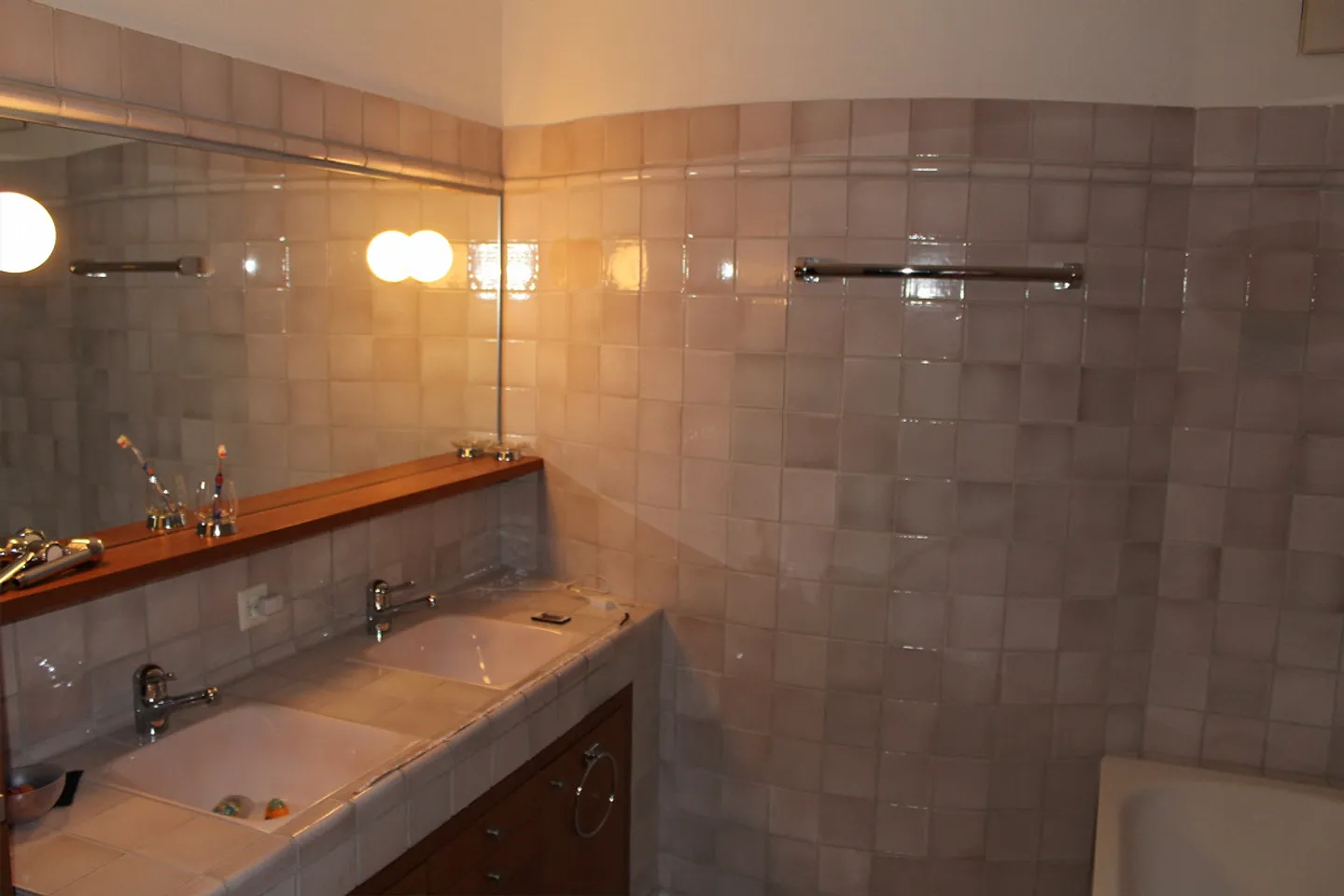 Très généreux appartement de 5,5 pièces avec terrasse et belle vue - Photo 20 sur 26