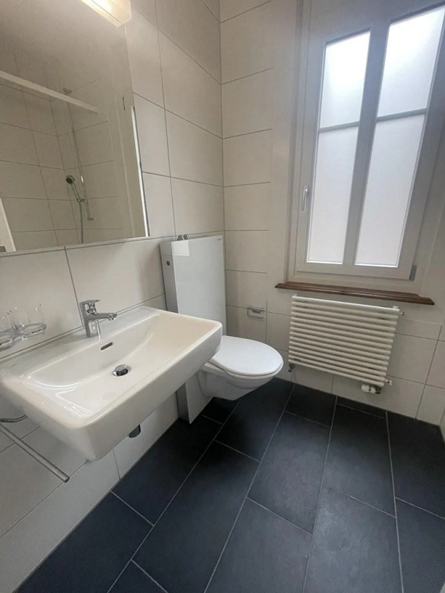 Charming 2-Room Apartment in Central Location - Photo 8 of 9