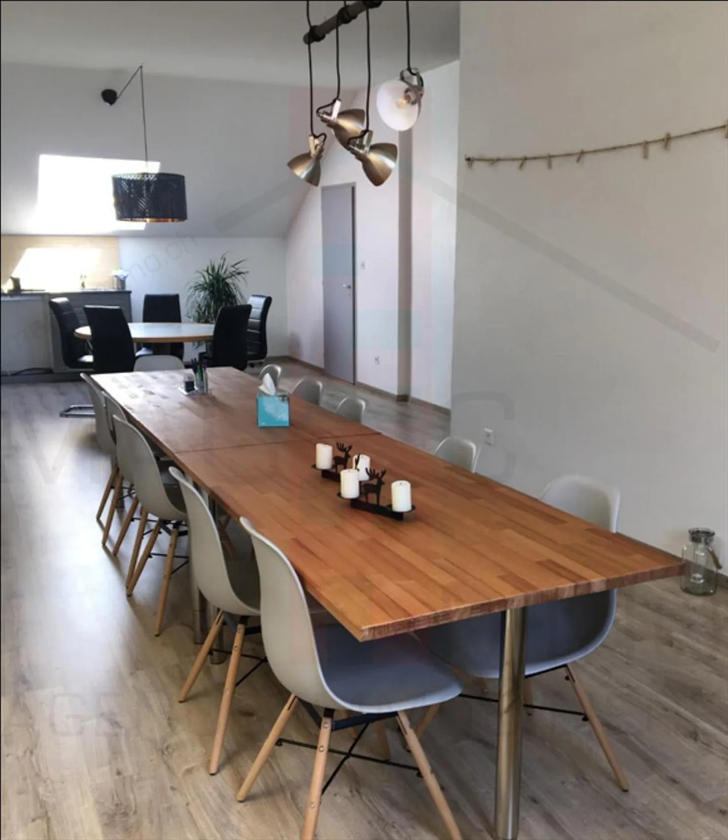 Bâtiment dans le centre-ville de Delémont, bel emplacement près de la gare. 6% net - Photo 2 sur 9