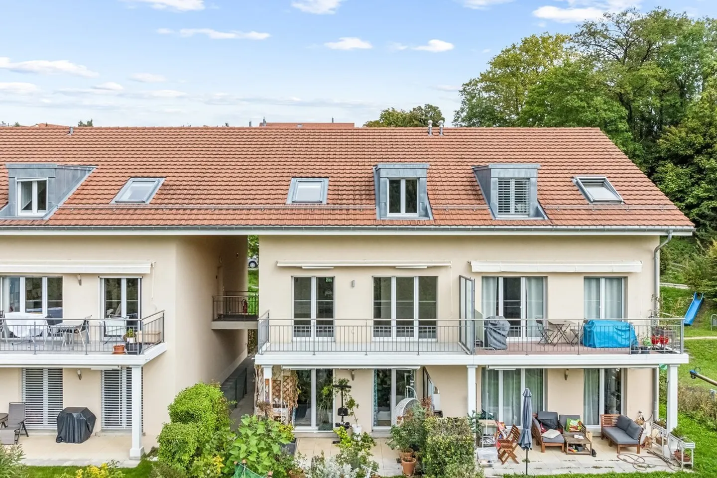 Magnifico duplex di 4,5 locali con bella vista - Foto 15 di 17