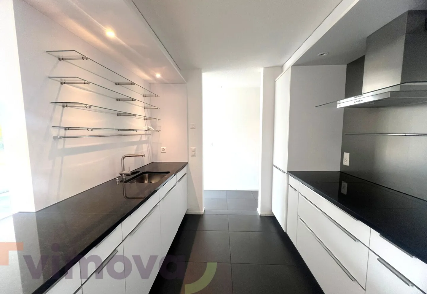Wohntraum -  attraktive Gartenwohnung mit mit rd. 250 m2 Aussenbereich - Foto 3 von 13