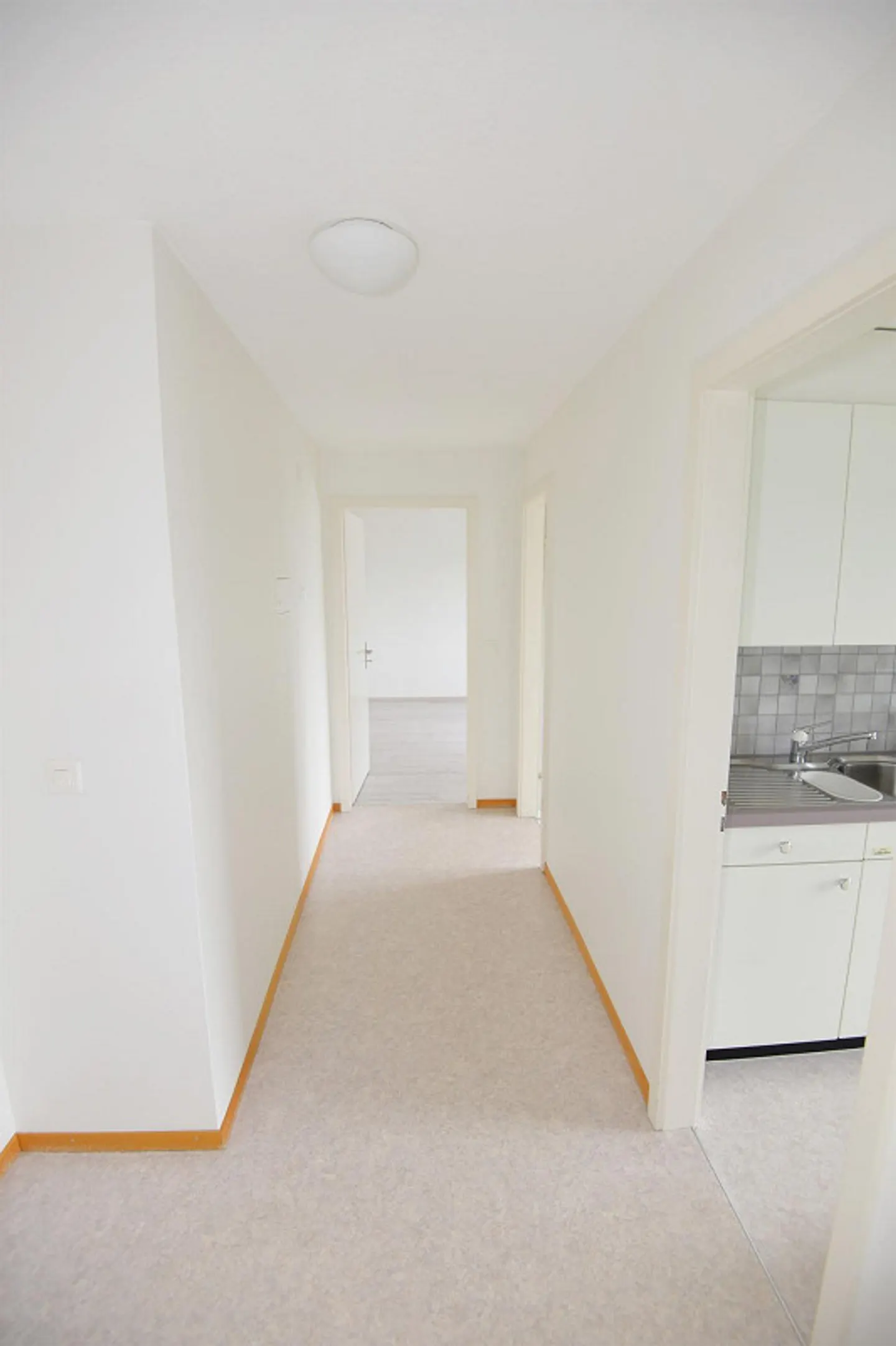 Cozy Living in a Popular Residential Area - Photo 6 of 7