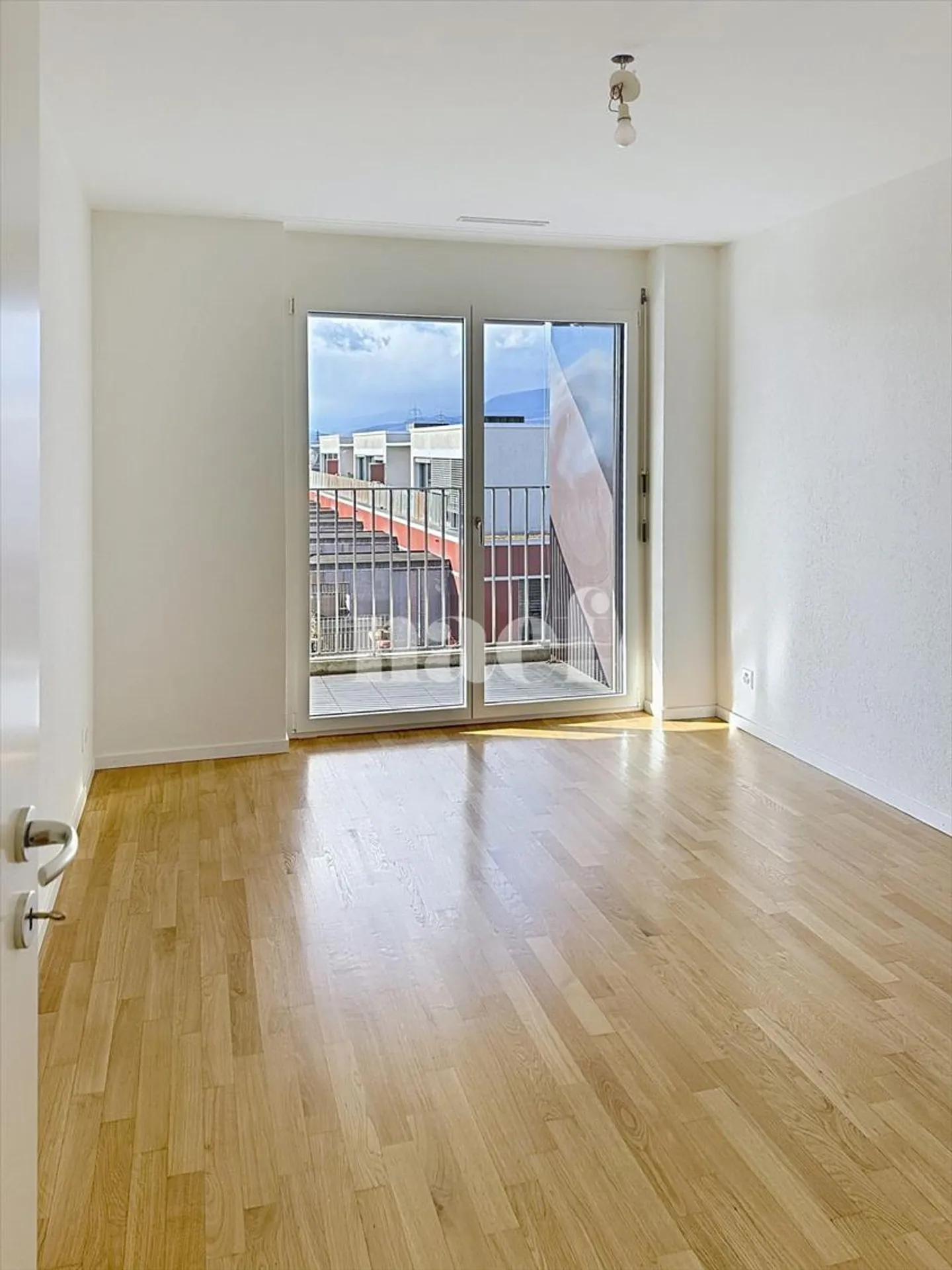 3.5 Room Apartment - Photo 7 of 11