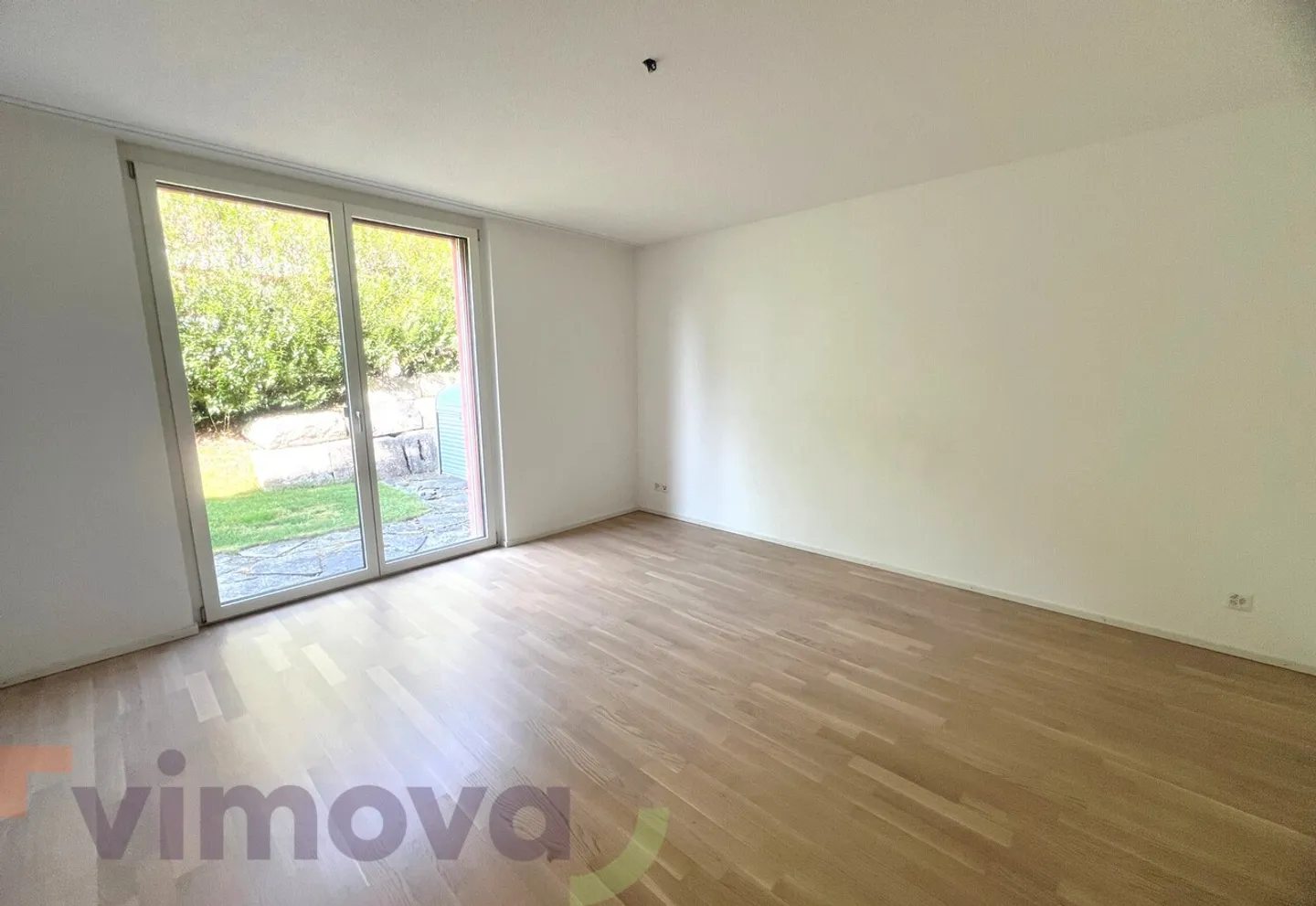 Wohntraum -  attraktive Gartenwohnung mit mit rd. 250 m2 Aussenbereich - Foto 5 von 13