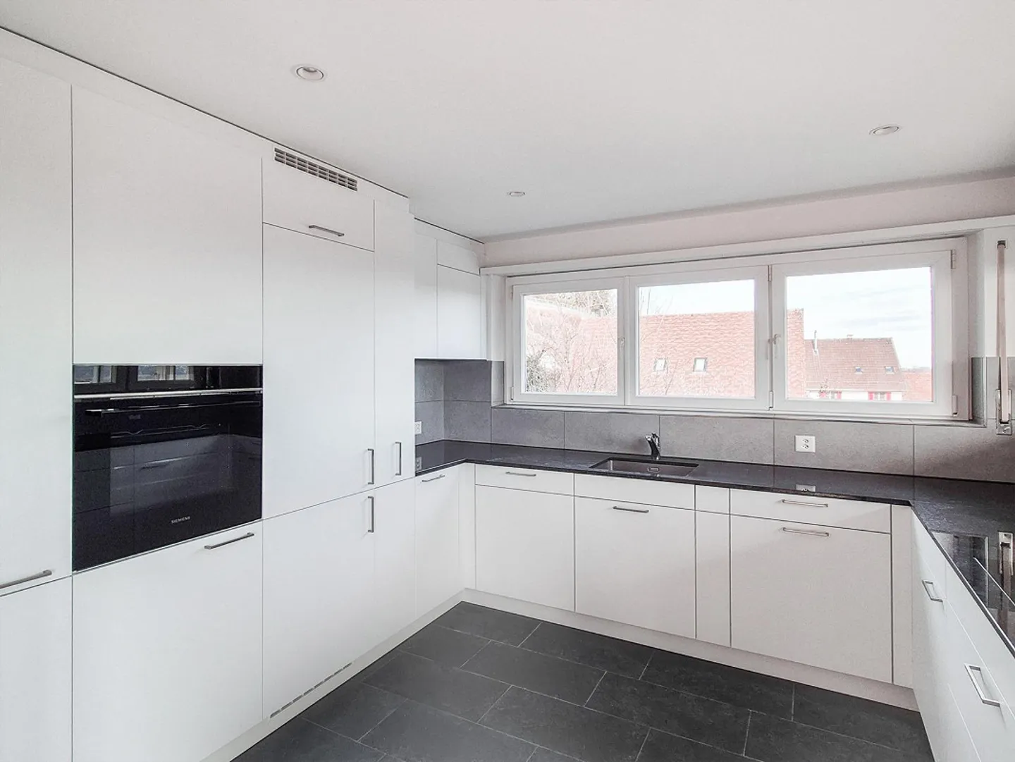 Una casa sopra la vita quotidiana – con grande veranda e giardino idilliaco - Foto 10 di 18