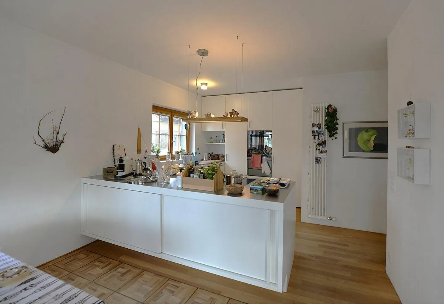 First-class apartment in a dream location - Photo 4 of 11