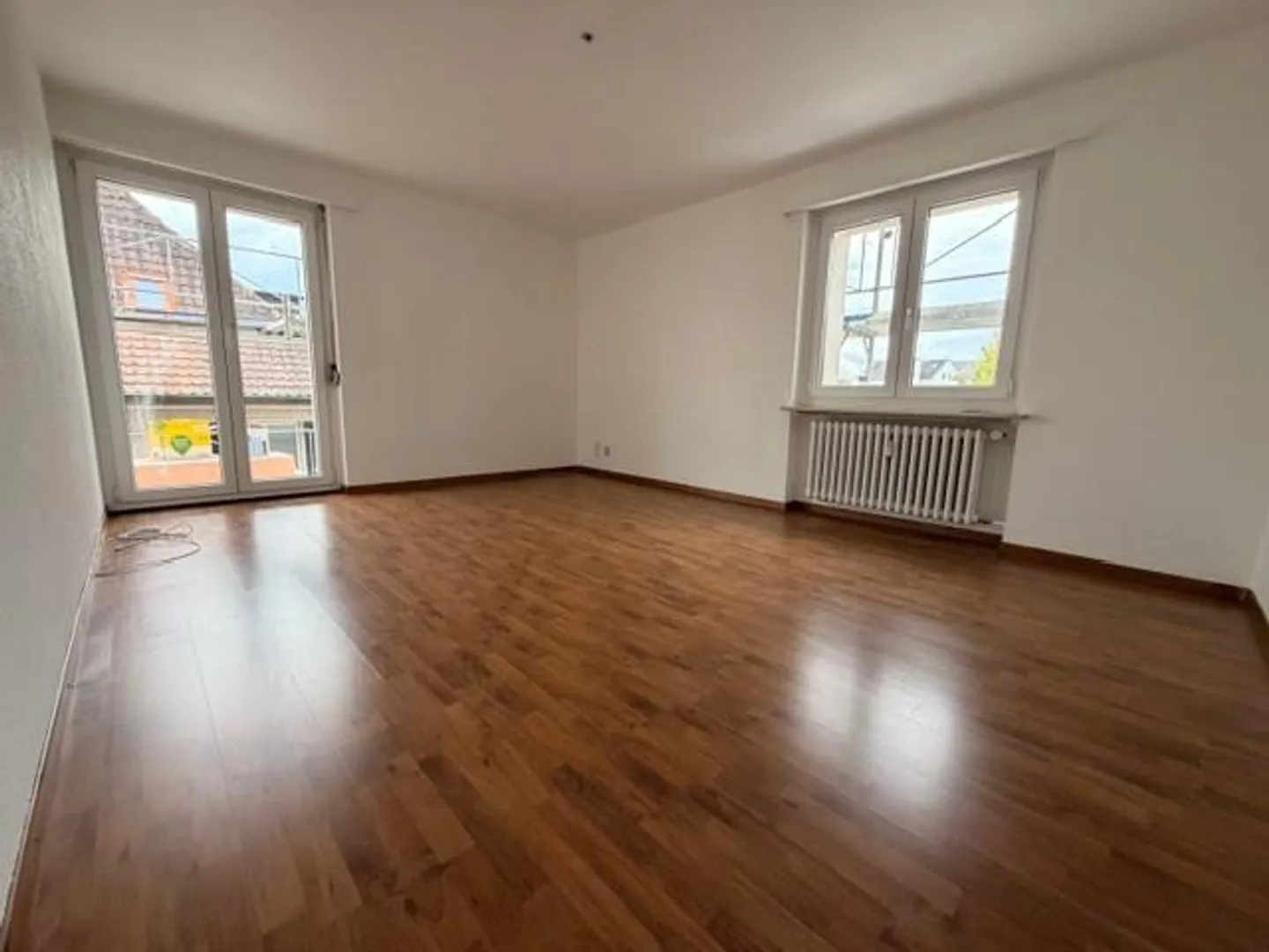 Urbain, partiellement rénové et proche de la gare - beaux appartements de 3,5 pièces à louer - Photo 7 sur 14