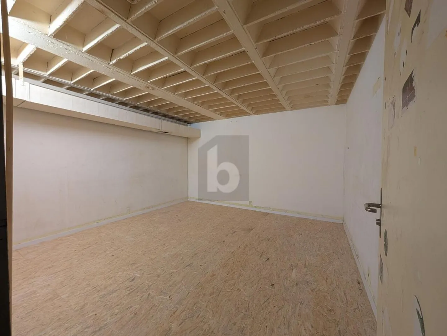 Edificio ad uso misto in affitto - Foto 2 di 5