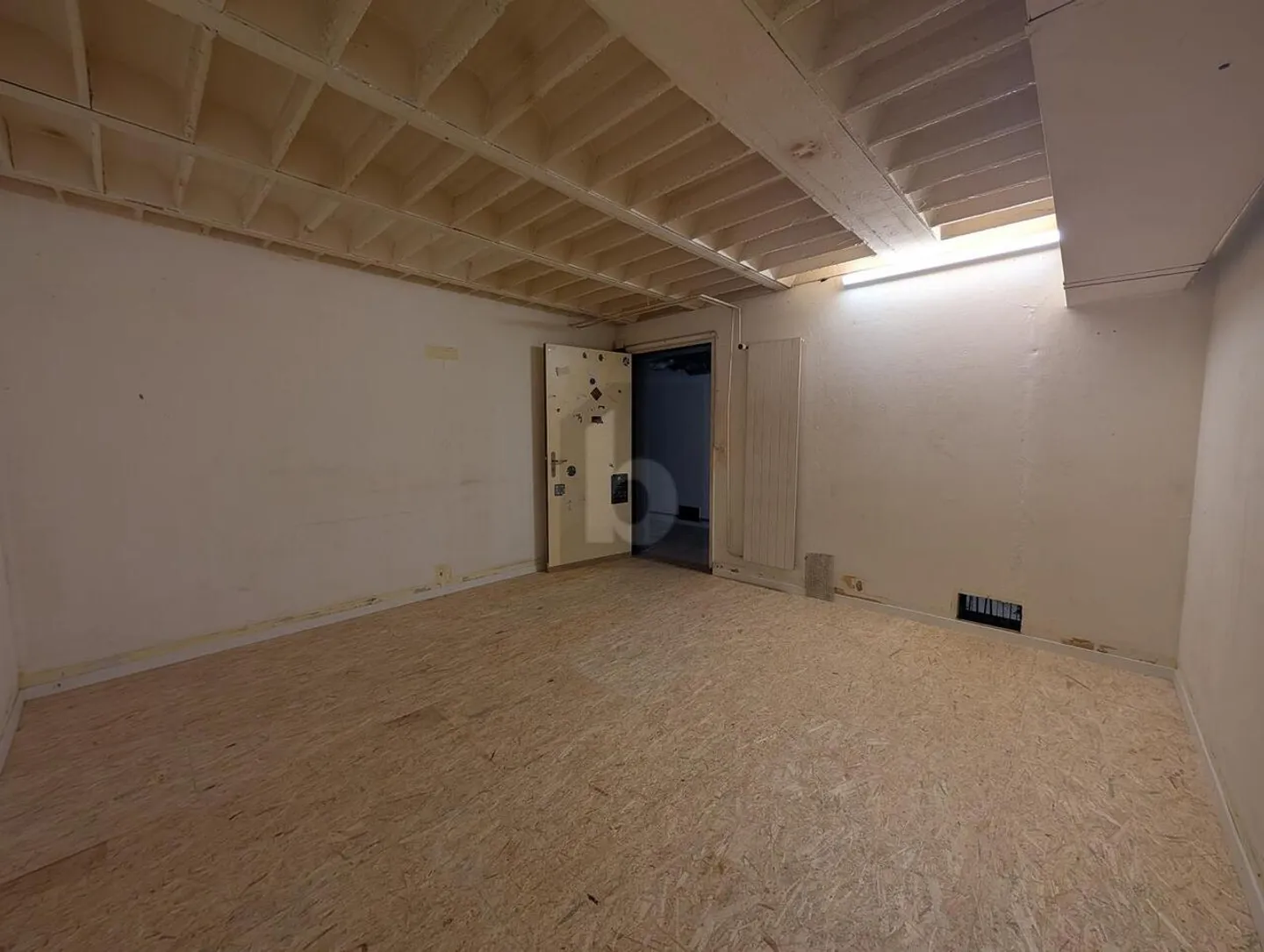 Edificio ad uso misto in affitto - Foto 3 di 5