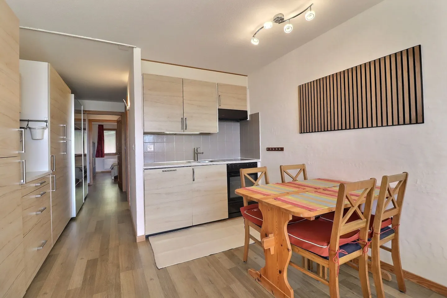 2.5-room apartment in the center of Villars-sur-Ollon - Photo 3 of 13