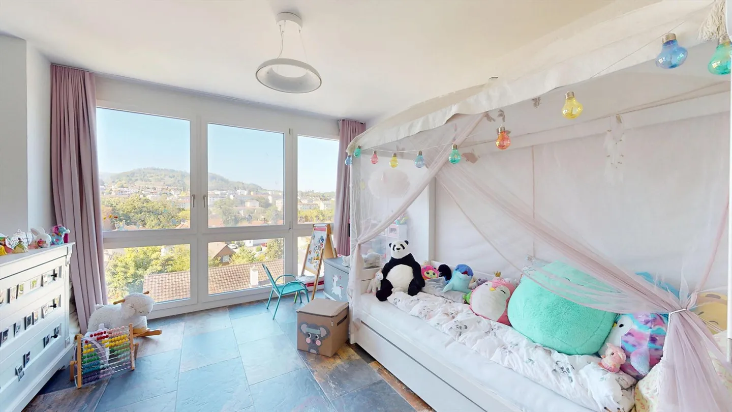 Casa unifamiliare luminosa con vista panoramica mozzafiato - Foto 8 di 14