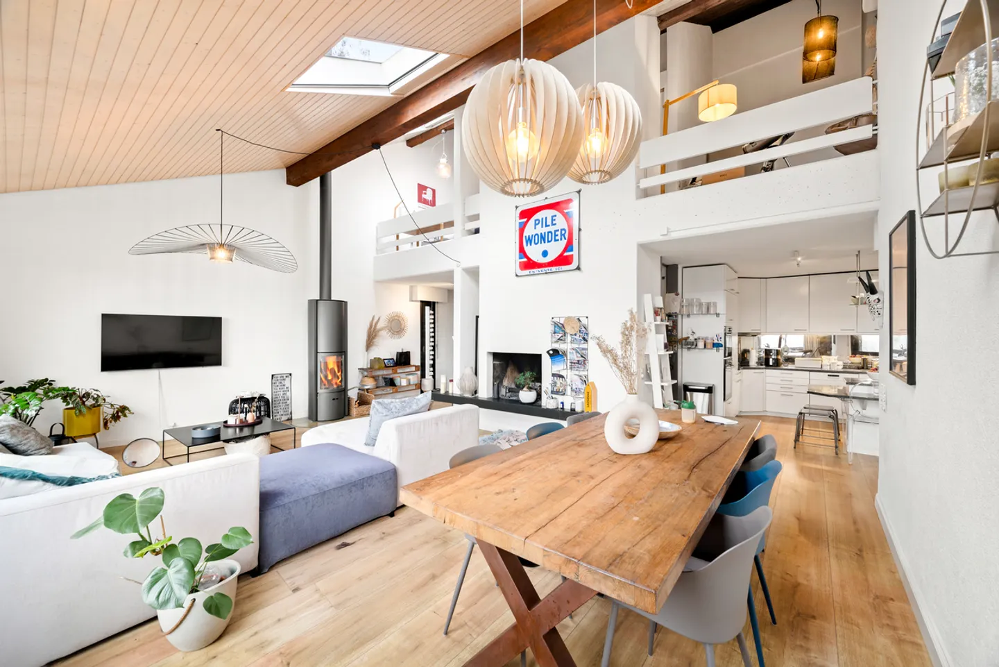 Vufflens-la-Ville House in a Green Oasis - Photo 1 of 12