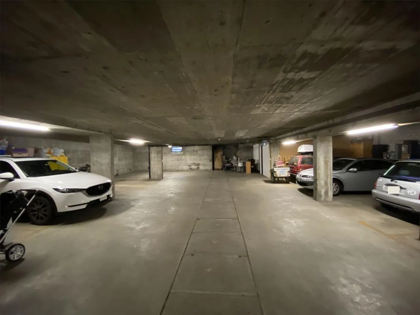 Place de parking souterrain à louer - Photo 1 sur 1