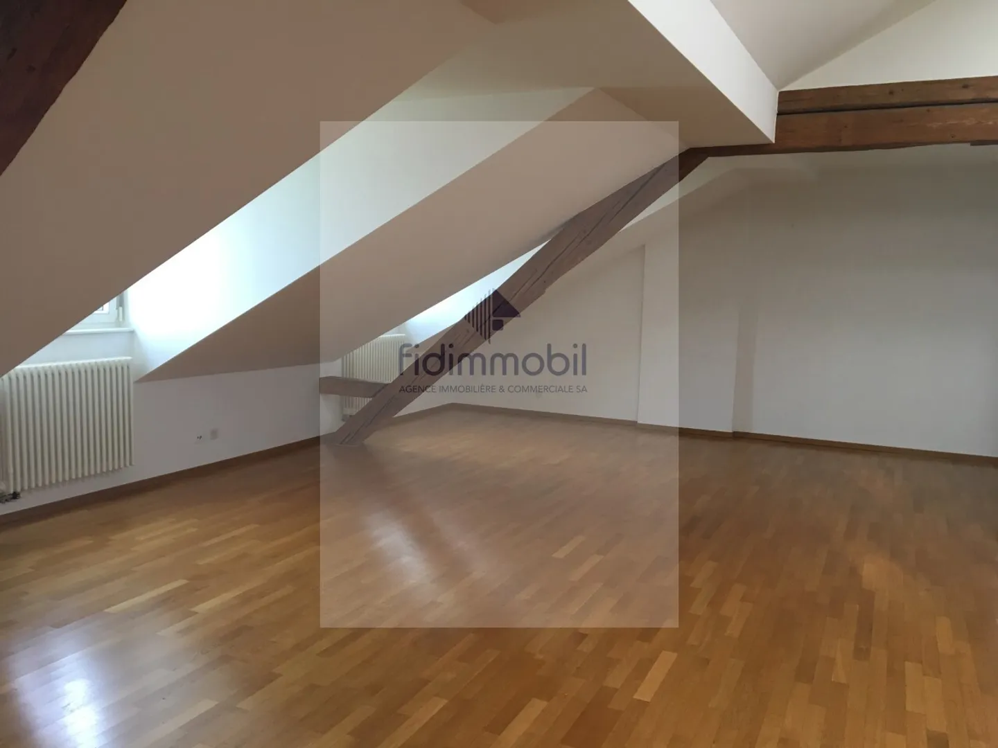 Appartement Magnifique au Lac - Photo 2 sur 10