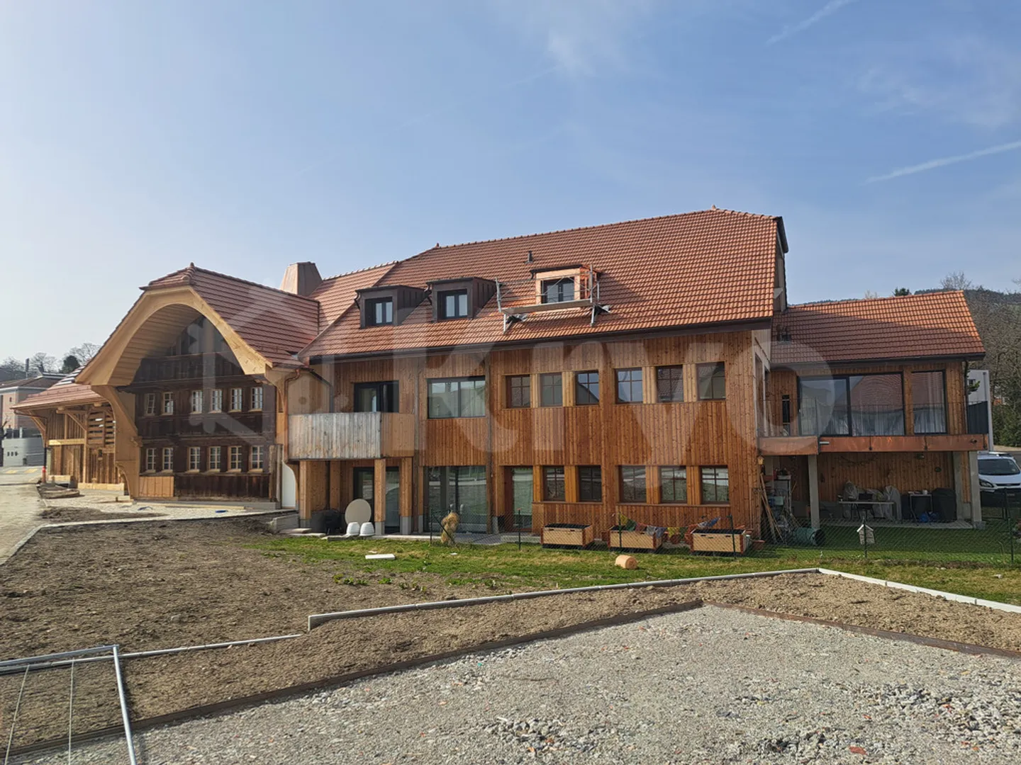 280m2 Triplex - Umgebaute Farm - Foto 1 von 12