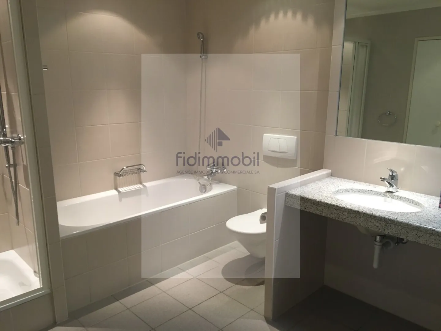 Appartement Magnifique au Lac - Photo 5 sur 10