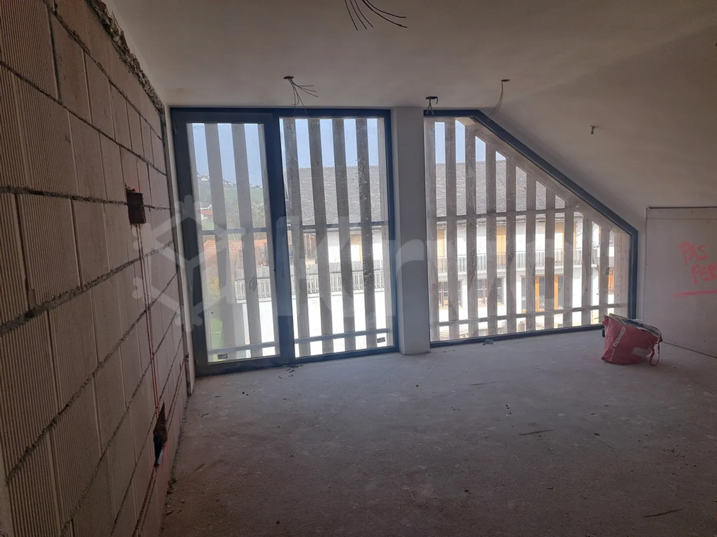 280m2 Triplex - Umgebaute Farm - Foto 9 von 12