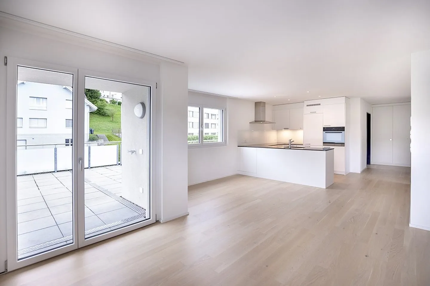 Moderno appartamento attico di 2,5 stanze con vista impressionante - Foto 5 di 7