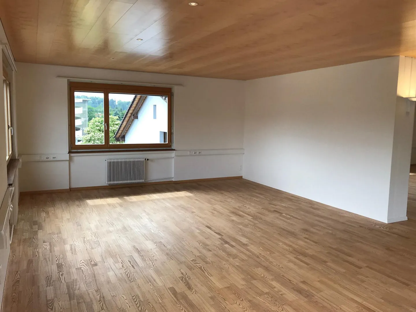 Bürofläche neben dem Bahnhof - Foto 2 von 8