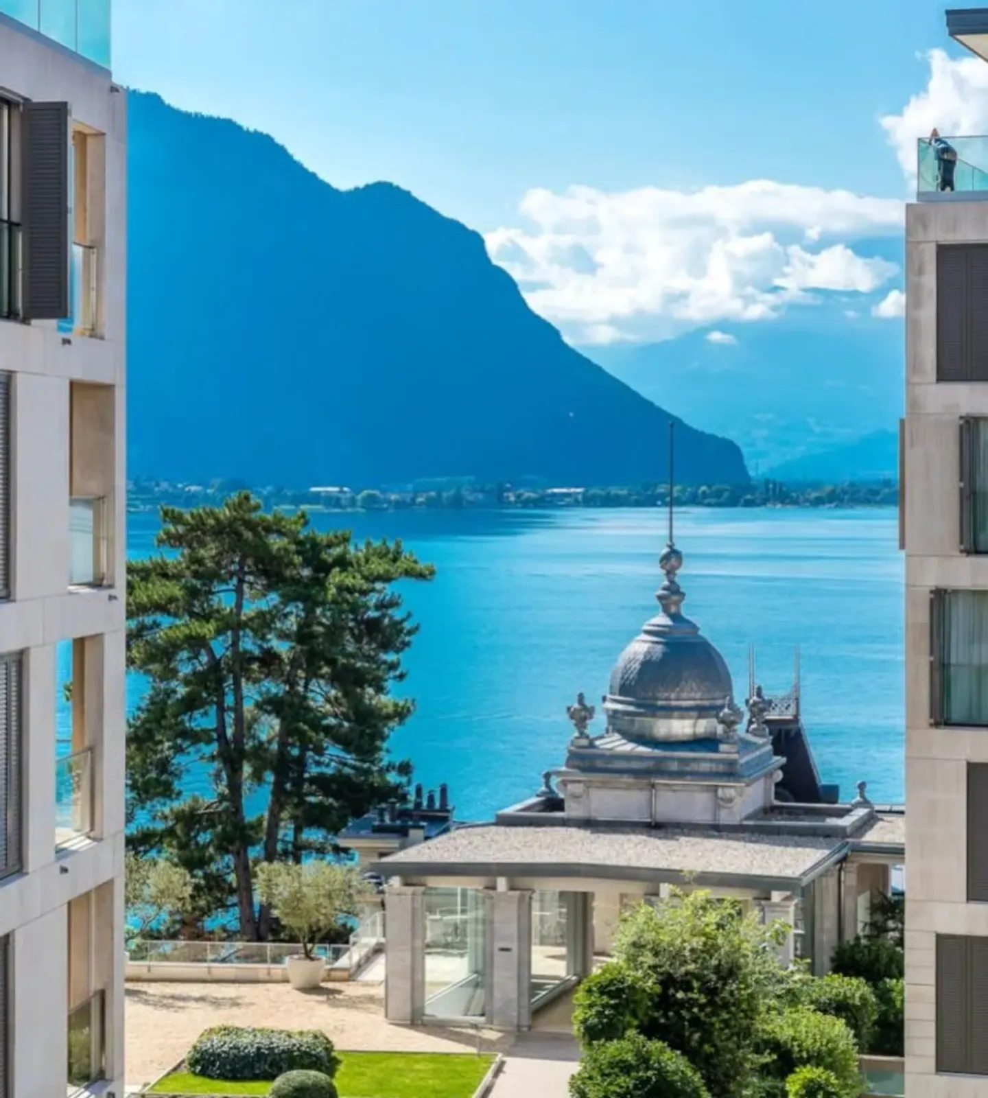 Beautiful 3.5-room apartment furnished in Montreux with lake view - Photo 1 of 13
