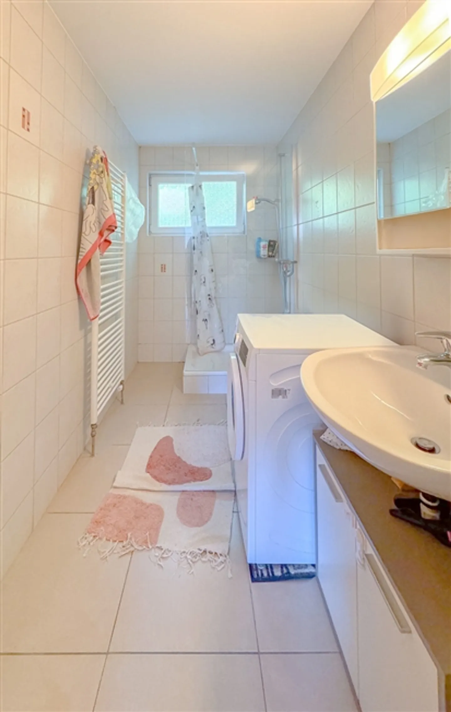 «Grosszügige 6.5-Zimmer-Eigentumswohnung mit Balkon
Blick auf die Alpen» - Foto 16 von 20