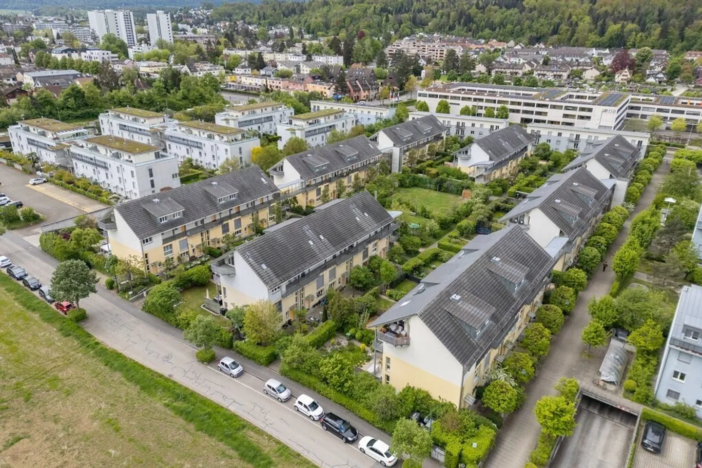 Spazio di stoccaggio centrale a Reinach - Foto 2 di 2