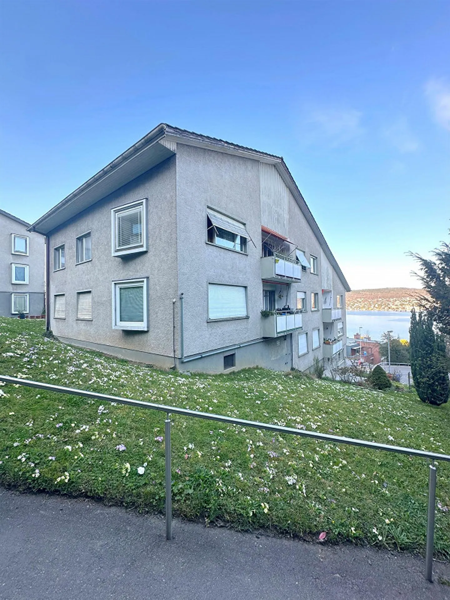 La tua nuova oasi di benessere a Kilchberg! - Foto 1 di 12