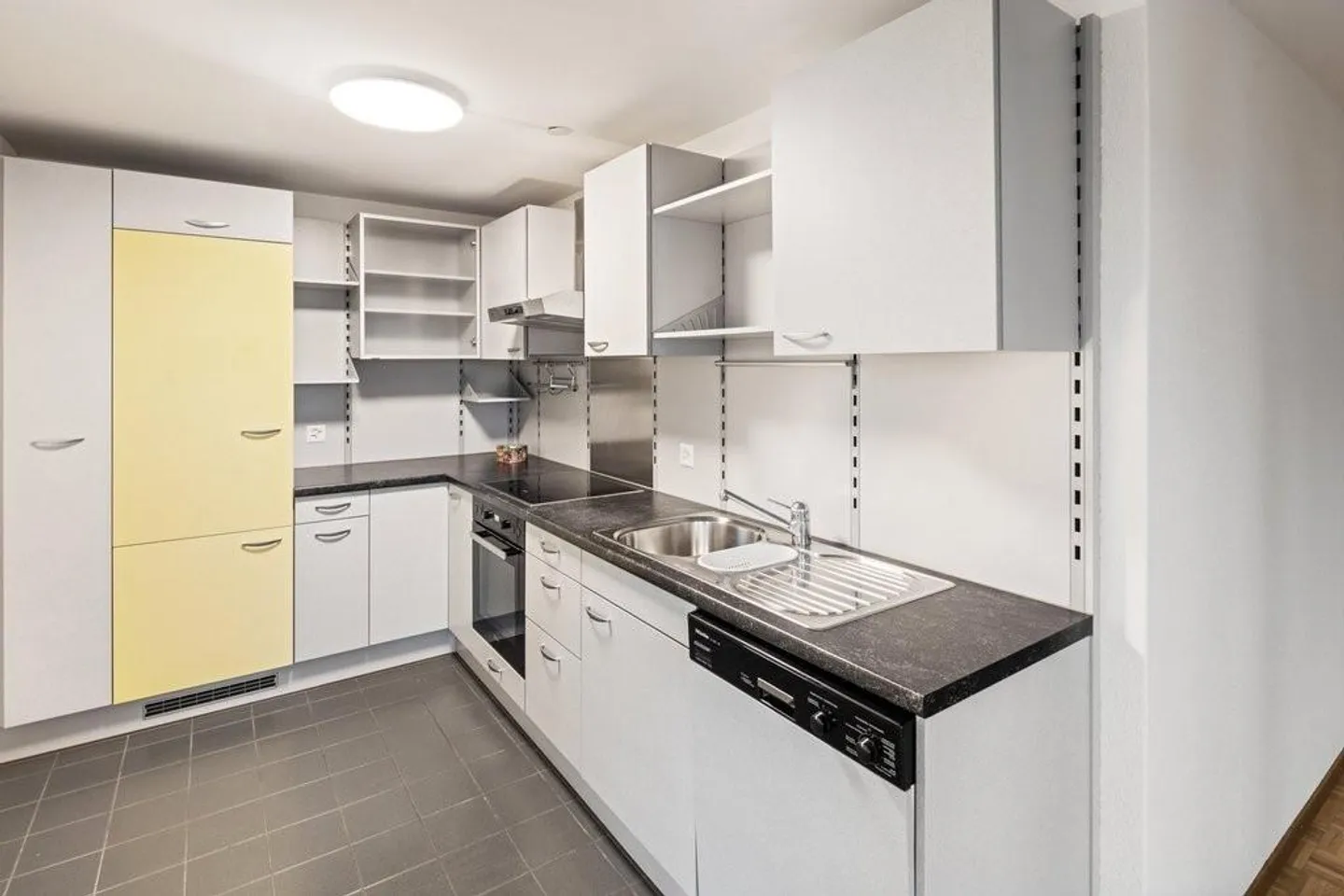 3.5-Zimmerwohnung in schönster Umgebung - Foto 5 von 8