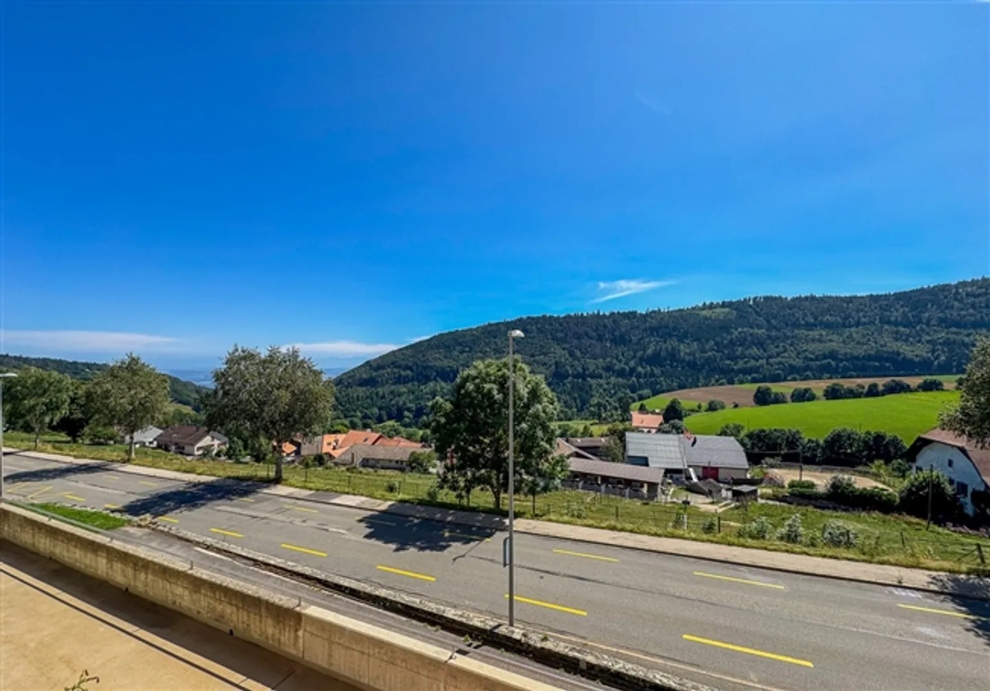 «Grosszügige 6.5-Zimmer-Eigentumswohnung mit Balkon
Blick auf die Alpen» - Foto 20 von 20