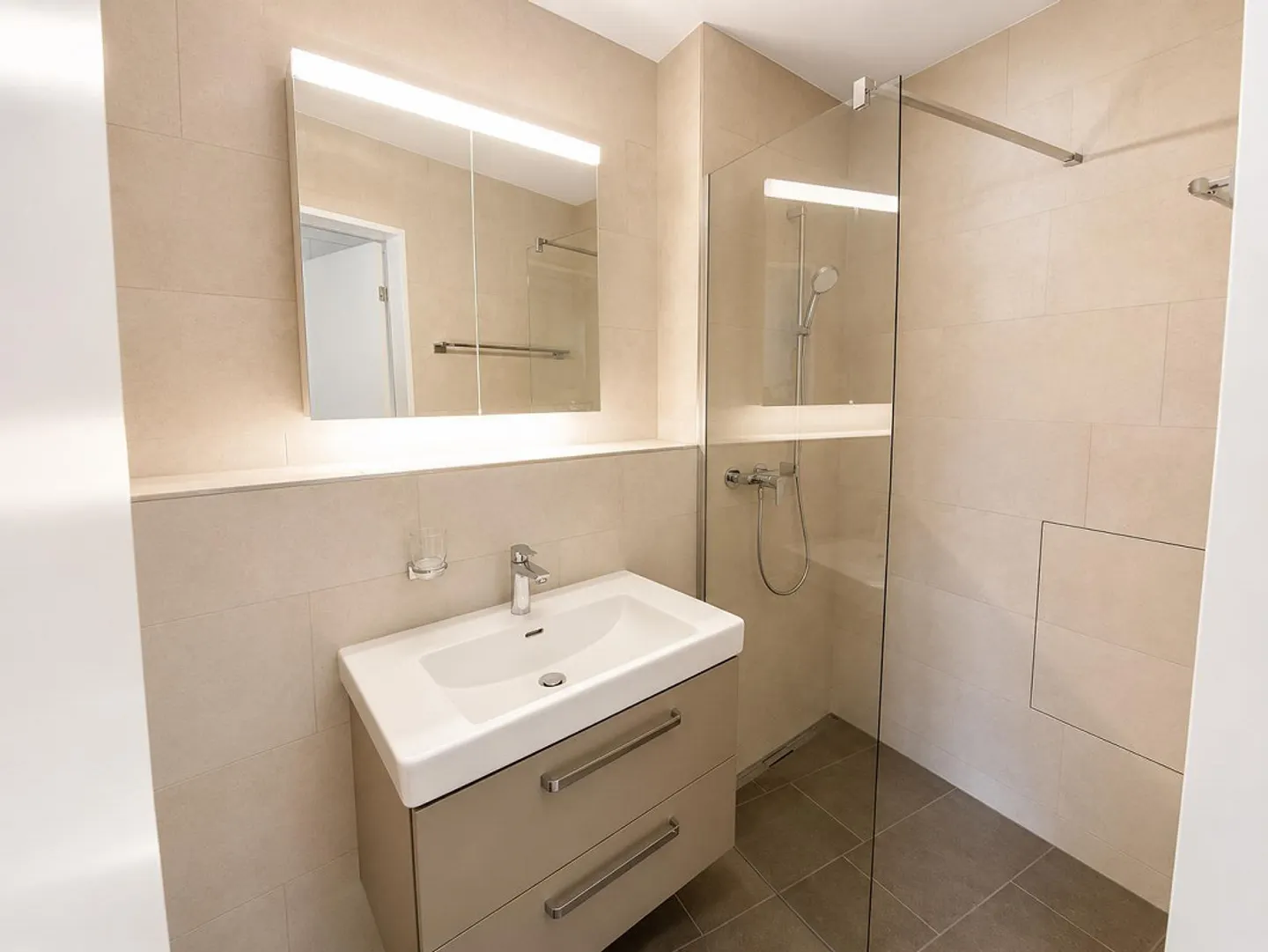 Grosszügige 4.5-Zimmer-Wohnung - Foto 4 von 8