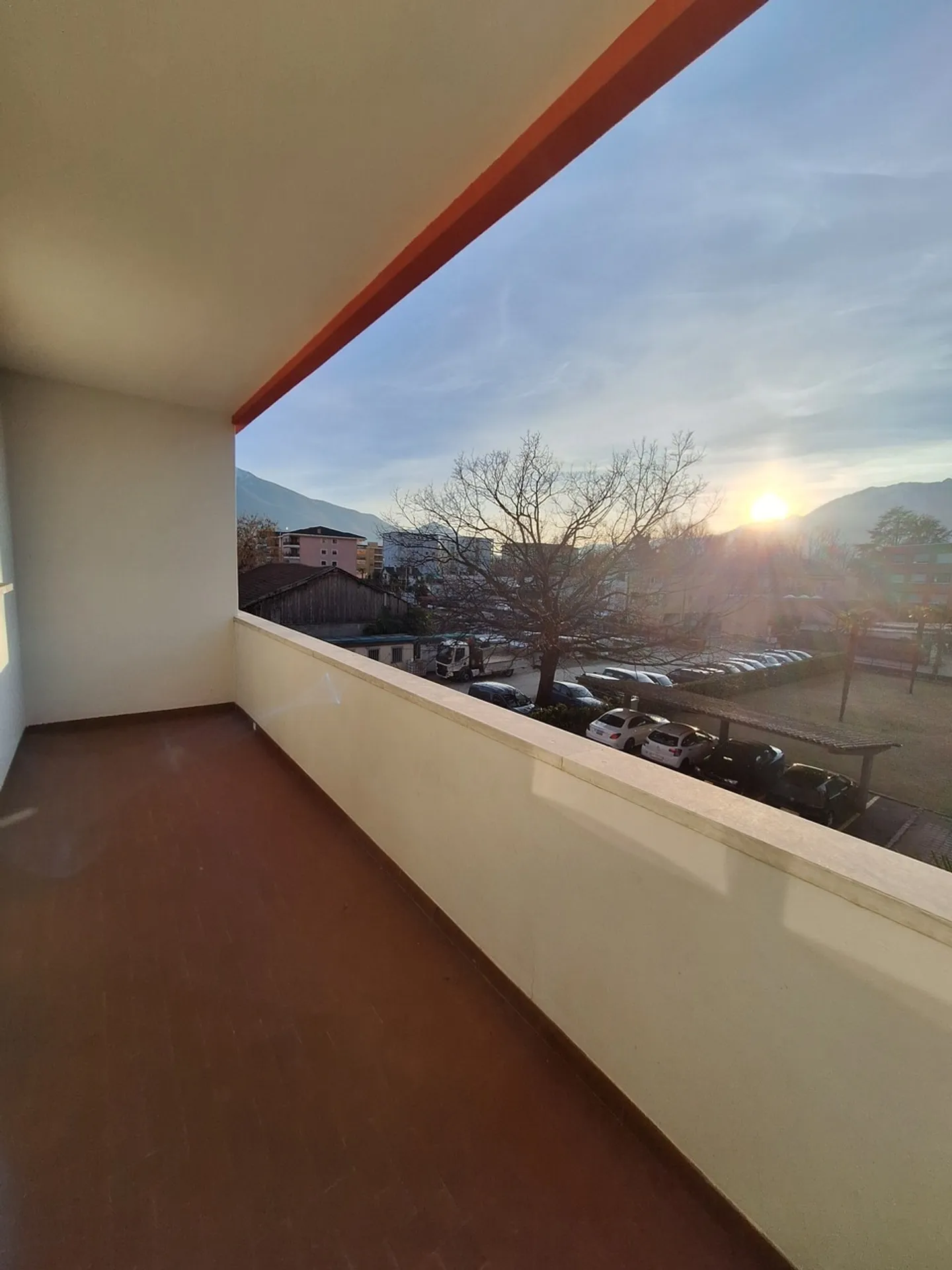 Monolocale soleggiato vicino a Piazza Grande - Foto 6 di 9