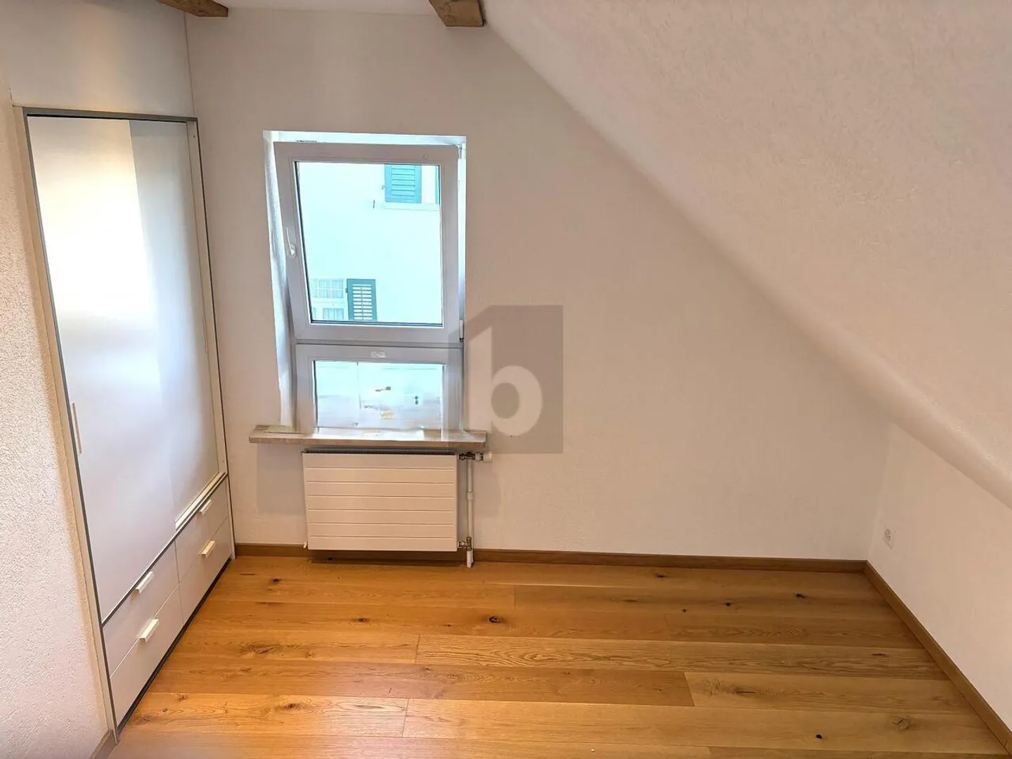 GEMÜTLICH WOHNEN MIT CHARME - Foto 3 von 6