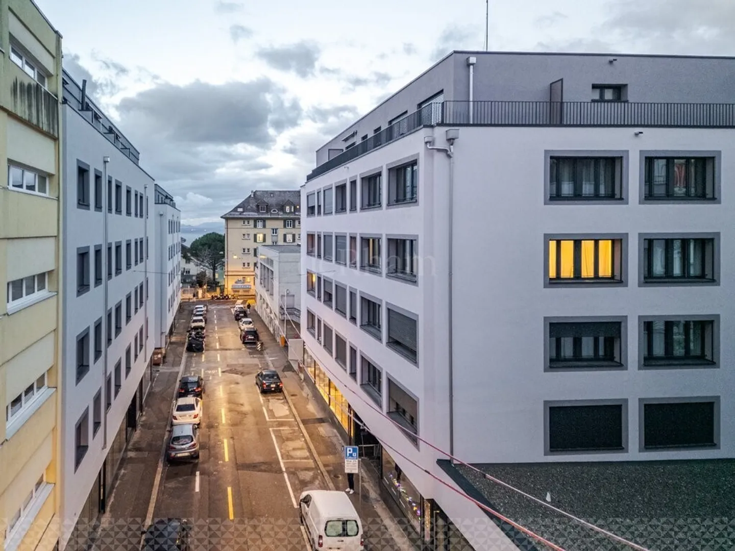 Schöne 4-Zimmer-Wohnung in der Nähe von Annehmlichkeiten - Foto 1 von 6