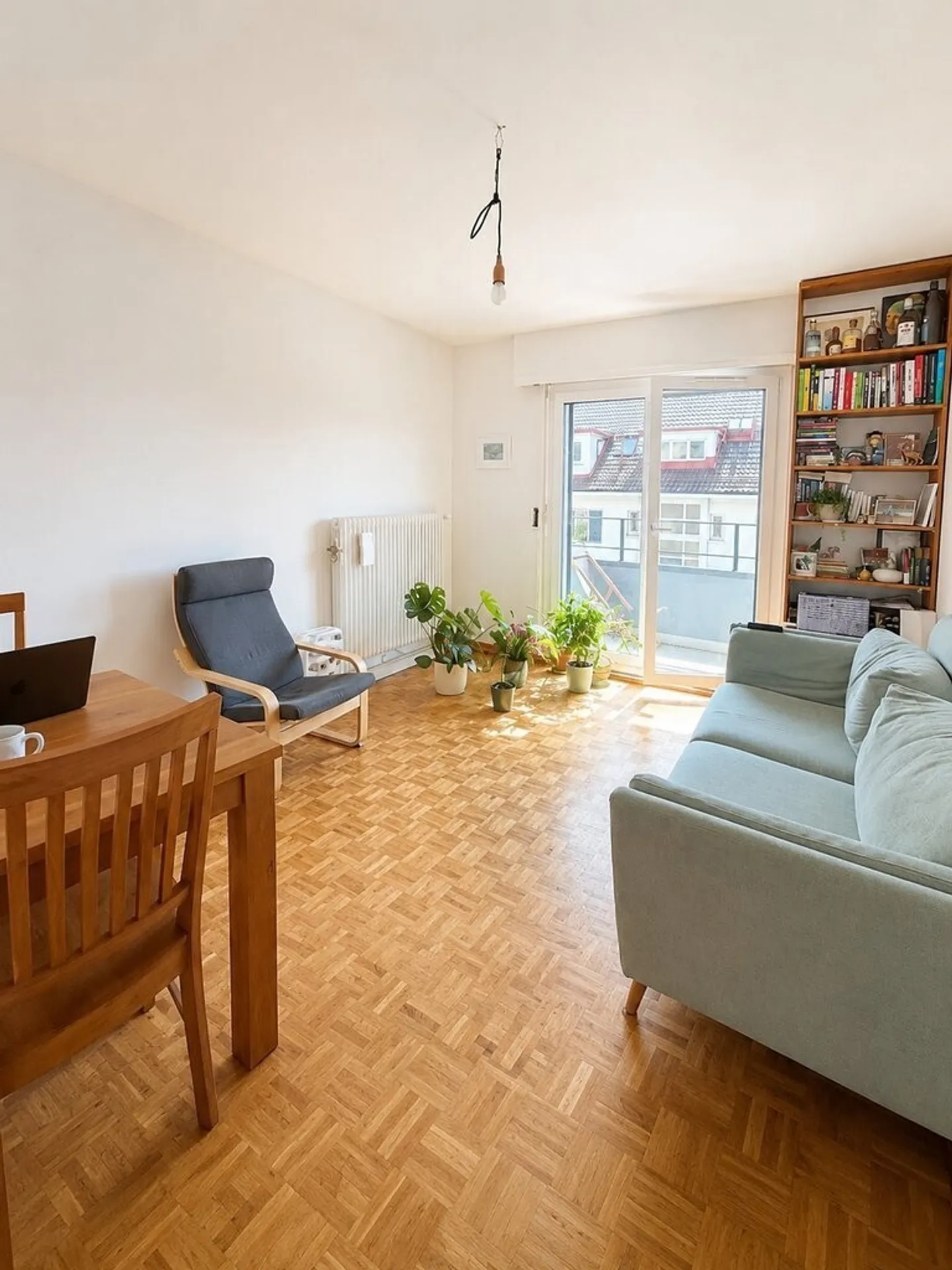Schöne 4-Zimmer-Wohnung in der Nähe von Annehmlichkeiten - Foto 2 von 6