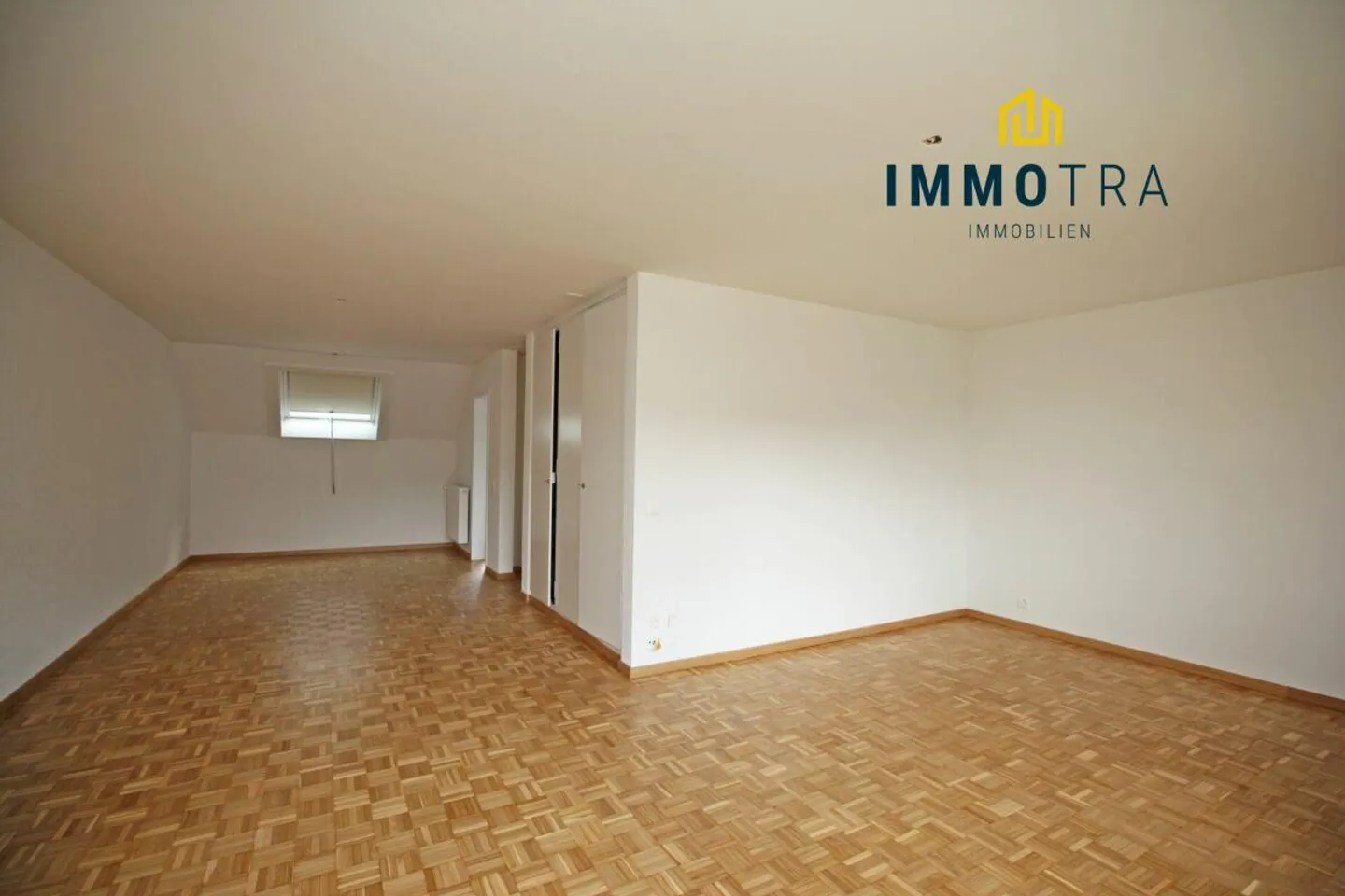 Studio partiellement rénové près de Berne - 57 m2 - Photo 1 sur 9