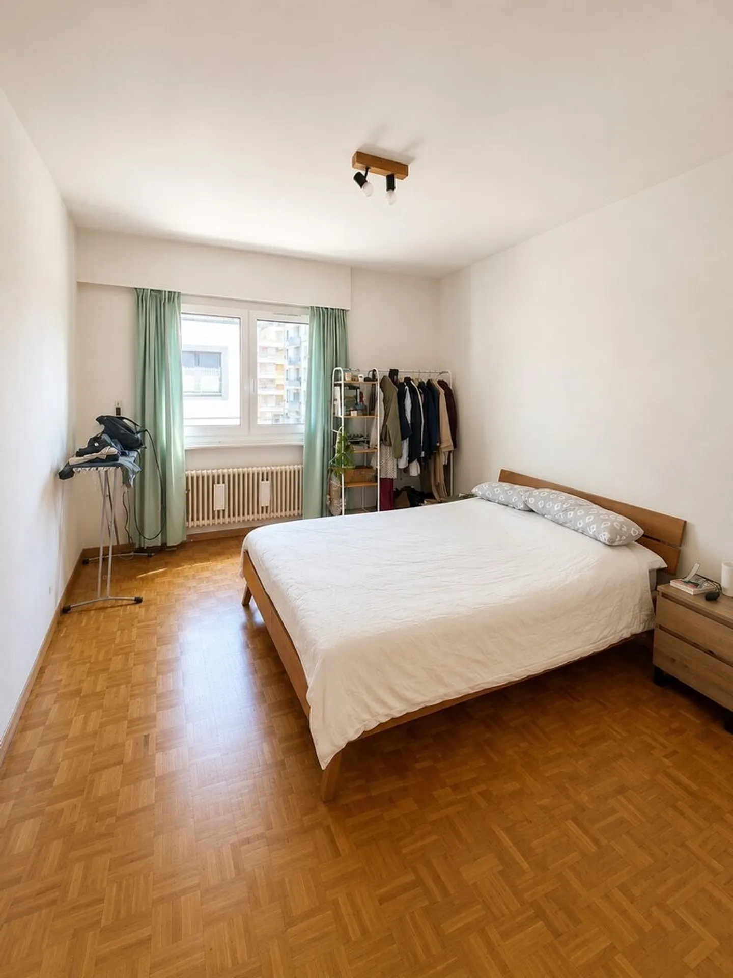 Schöne 4-Zimmer-Wohnung in der Nähe von Annehmlichkeiten - Foto 4 von 6