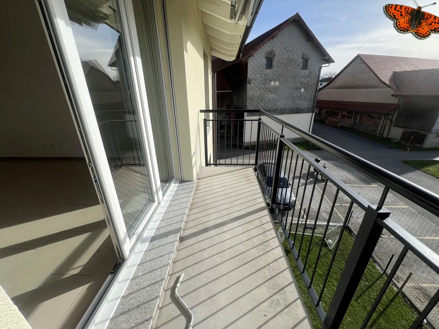 3 ½ Rooms - In a rural setting in Mézières - Photo 3 of 13