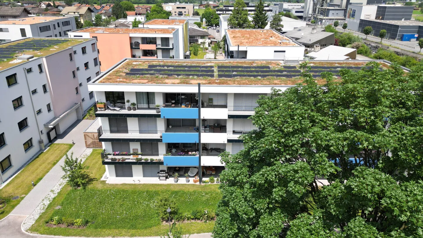 Appartement 2.5 pièces presque neuf avec patio - Photo 1 sur 10