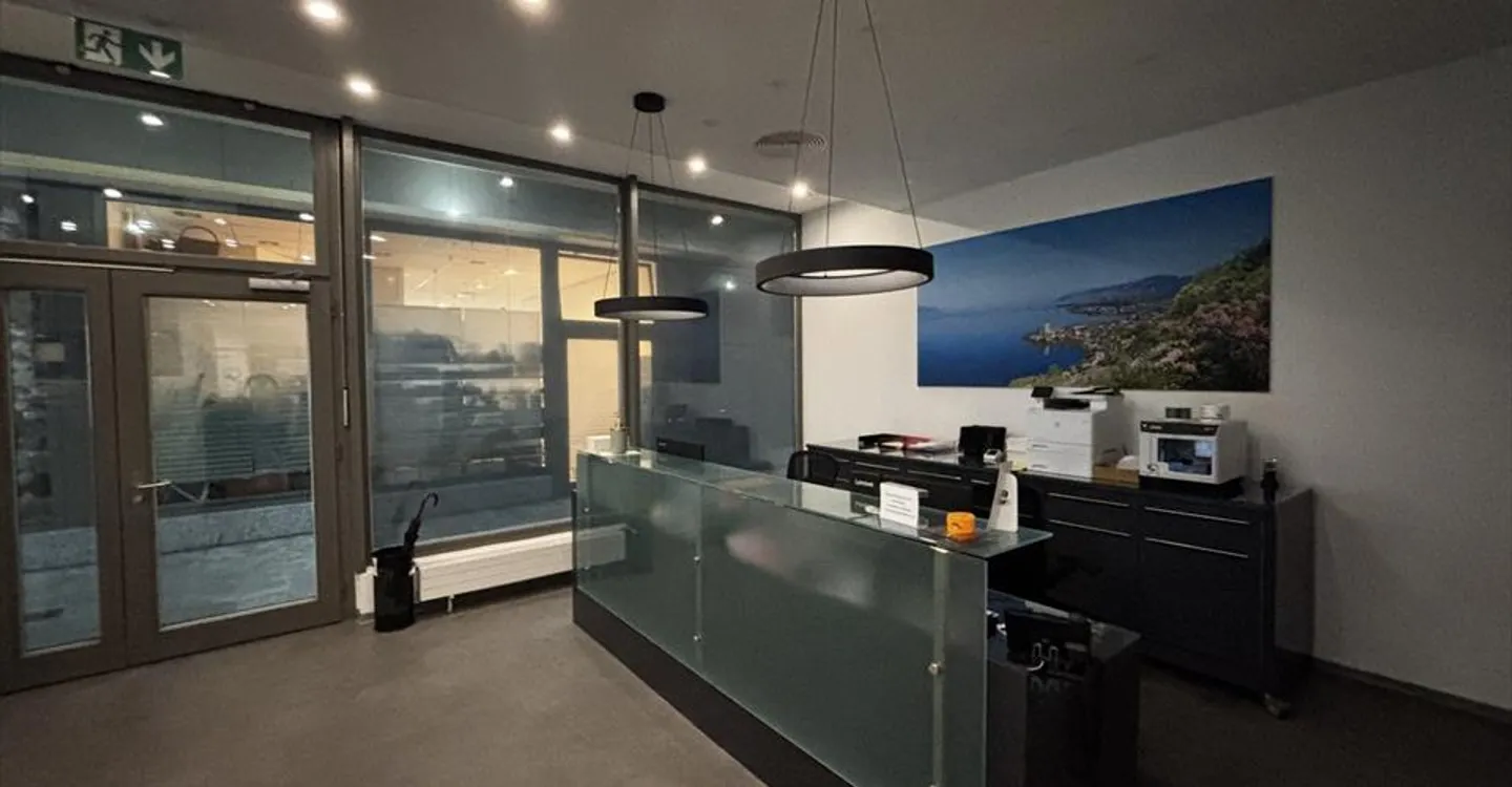 Commercial premises in the heart of Montreux - Photo 7 of 11