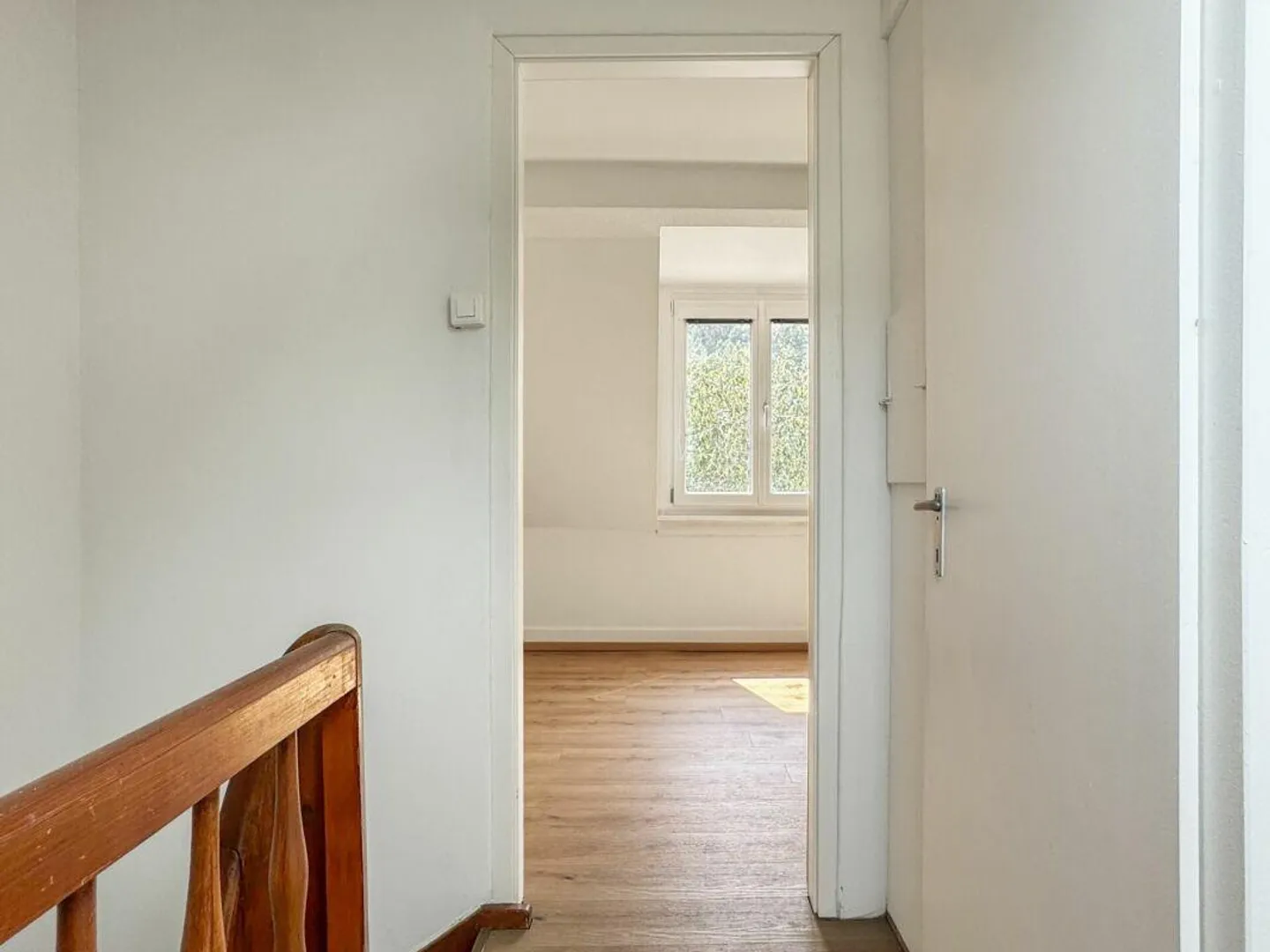 Gemütliches Eigenheim mit Charme und Potenzial - Foto 4 di 12