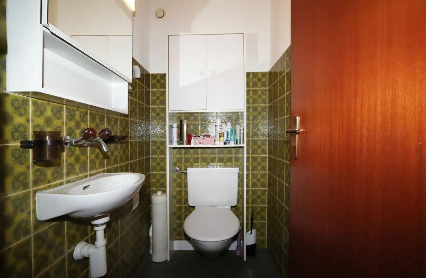 Appartamento di 4,5 stanze con posto auto in garage e balcone in posizione centrale... - Foto 10 di 14